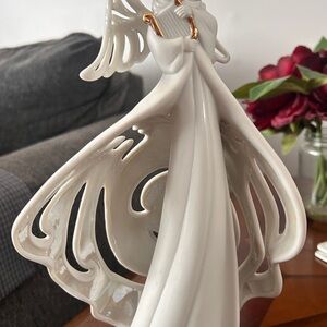 Kim Lawrence - White Angel Figurine
